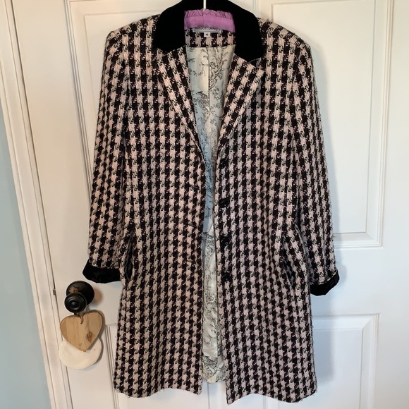 Elliott Lauren Jackets & Blazers - SOLD! Lovely houndstooth overcoat dress coat wool blend tweed black white pink 4